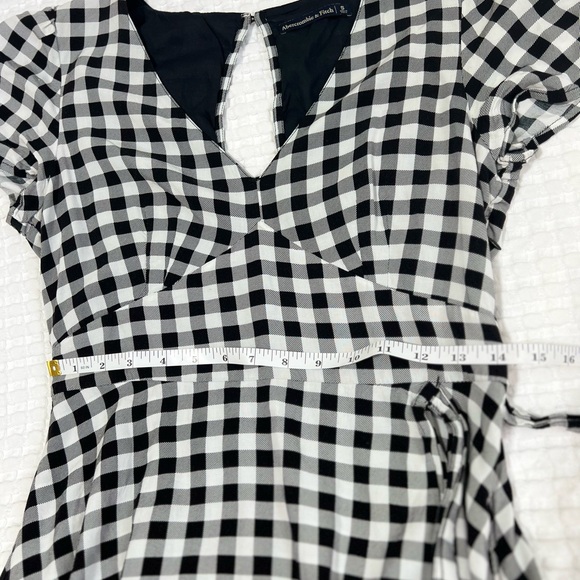 Abercrombie & Fitch Woman’s Plaid Gingham Dress - Picture 10 of 14